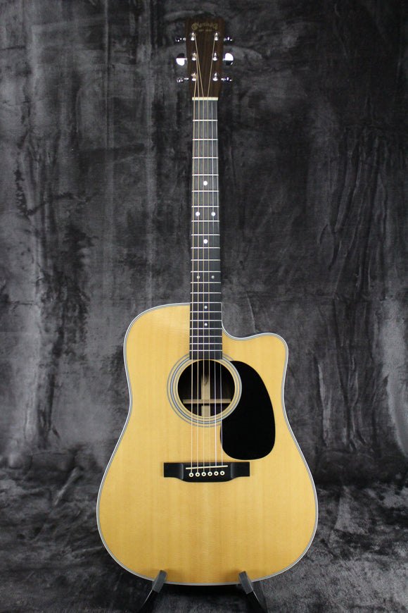 2016 Martin DC-28E
