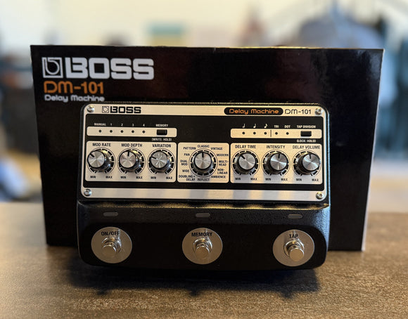 Boss Dm-101 Delay Machine Used