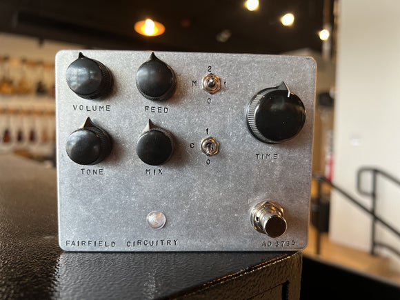 Fairfield Circuitry Meet Maude Analog Delay Used