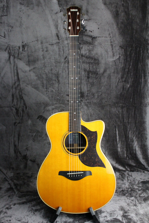 Yamaha AC5R